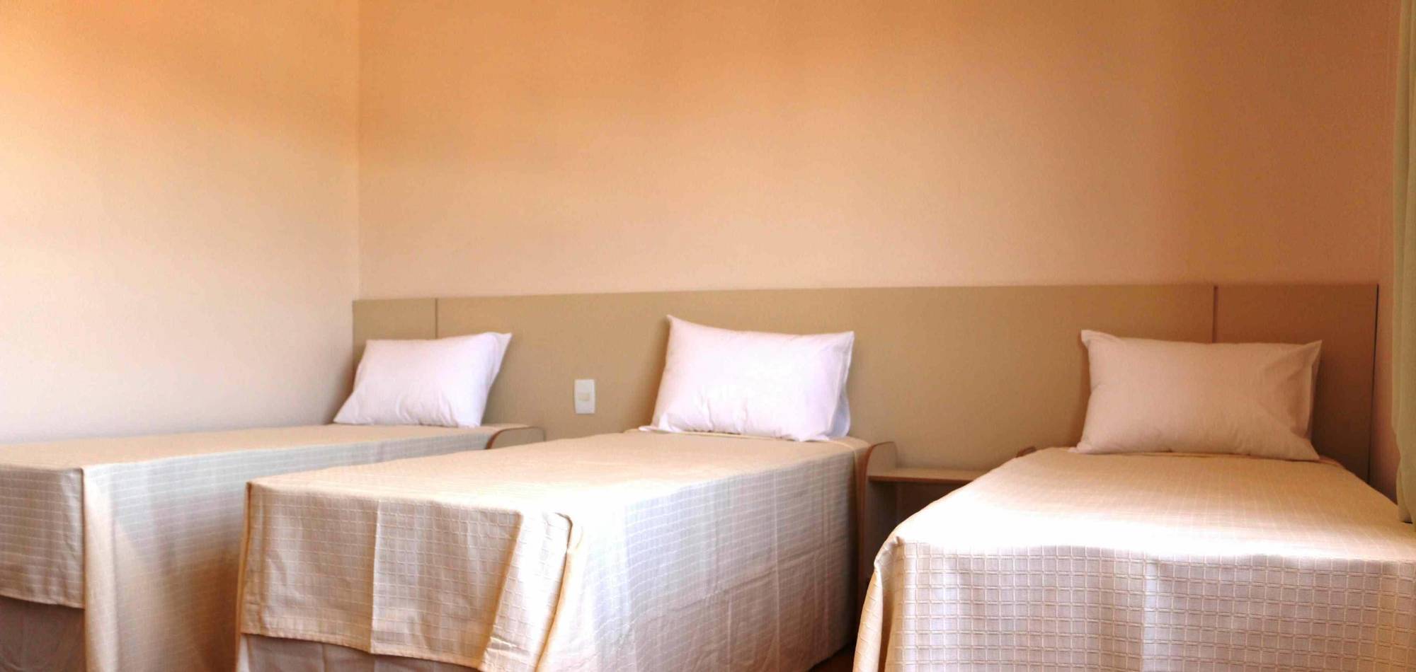 Vespasiano Hotel Telemaco Borba Екстер'єр фото