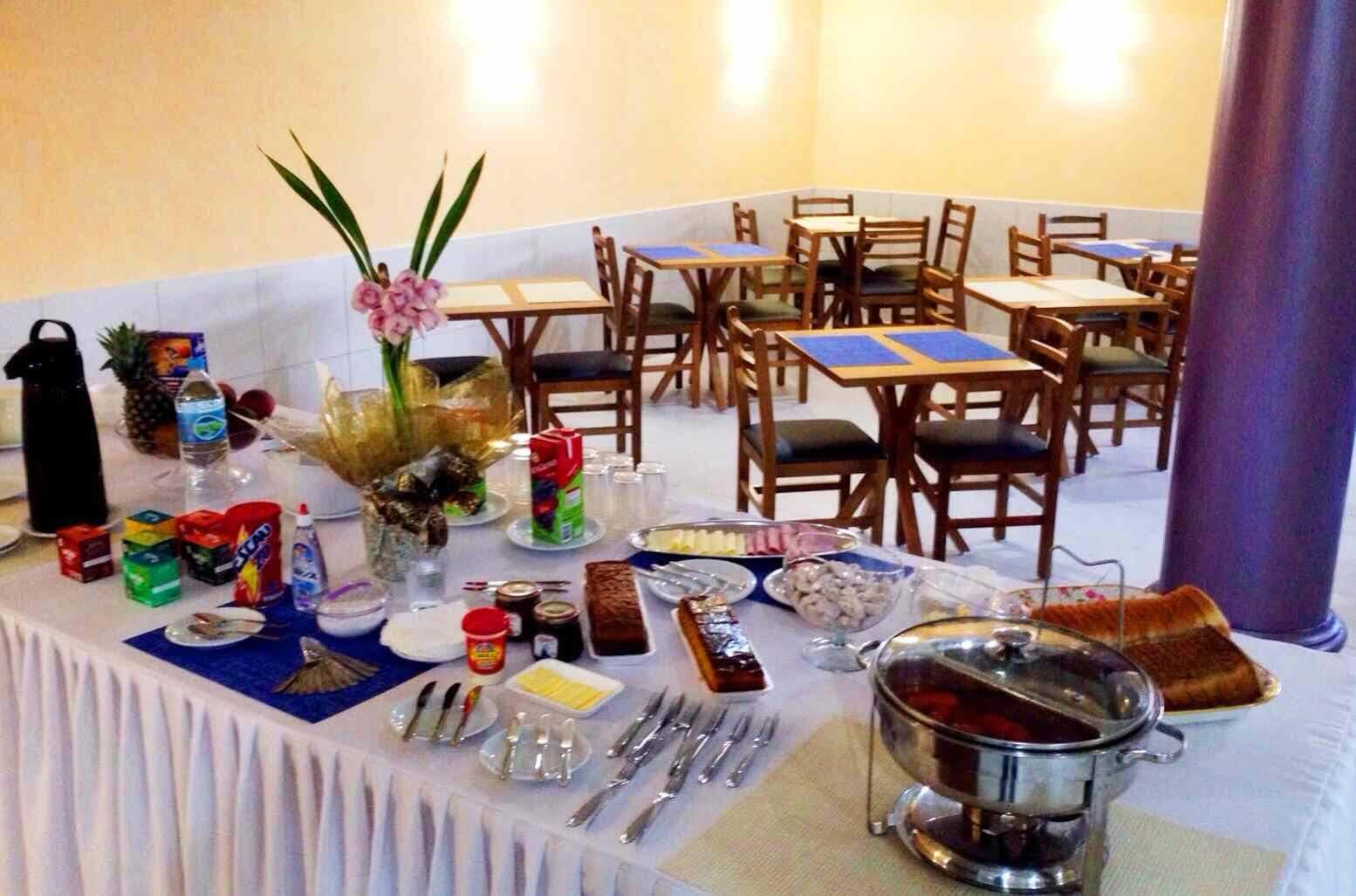 Vespasiano Hotel Telemaco Borba Екстер'єр фото
